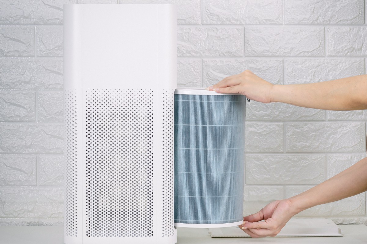 Để gia tăng tuổi thọ cho màng lọc than hoạt tính bạn nên thường xuyên vệ sinh và thay thế màng lọc
