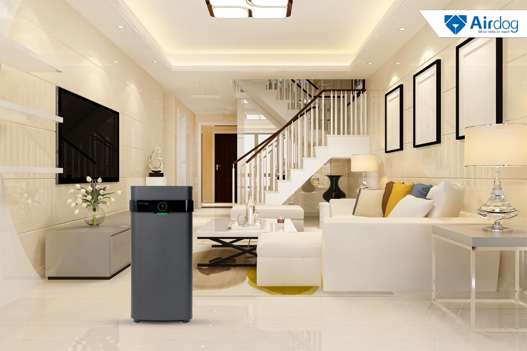 sử dụng máy lọc không khí có nên đóng kín cửa